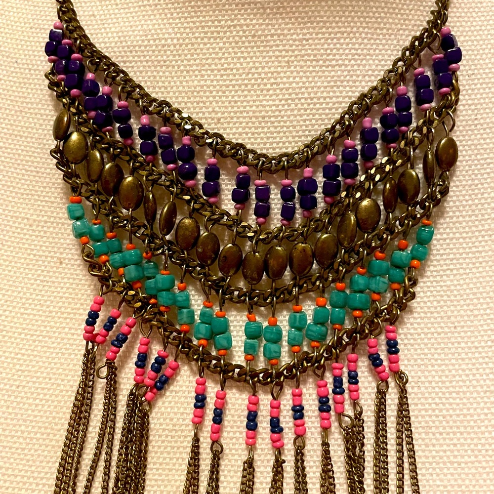 Beautiful statement necklace - Picture 2 of 3